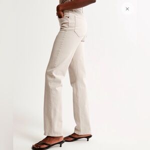 Abercrombie & Fitch 90’s Straight Ultra High Rise Jean